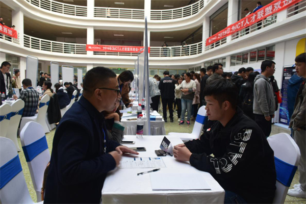 1652175159980525.jpg 3 - 640?wx_fmt=png.jpg